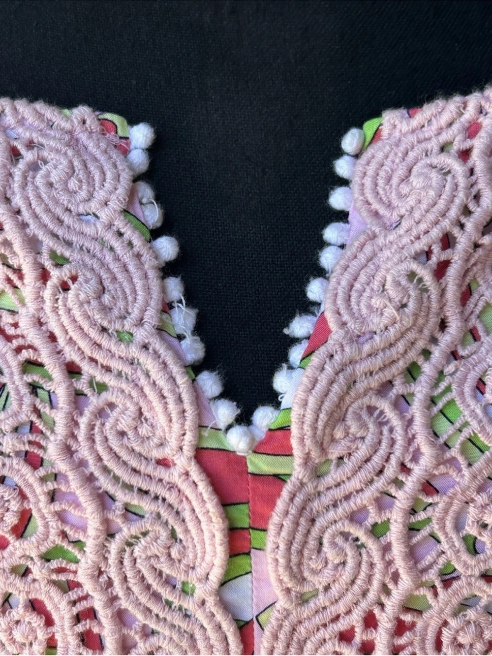 Crown & Ivy Tunic Top Size Medium Pink Green Floral Crochet Trim Ball Fringe - Picture 4 of 11